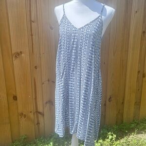 🏝️2/$15 Beach By Exist Geometric Print Dress